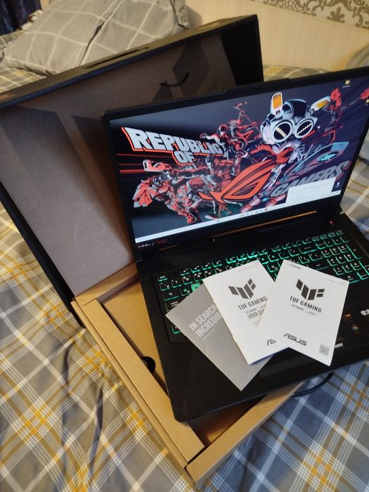 Игровой Asus Tuf RTX 3050 большой Моник 17дюйма 144герц