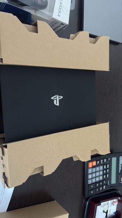 Продаю плестейшн 4