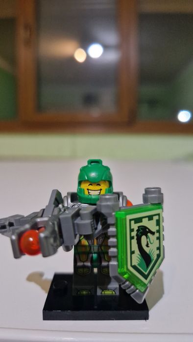 LEGO Nexo Knights Aaron Fox