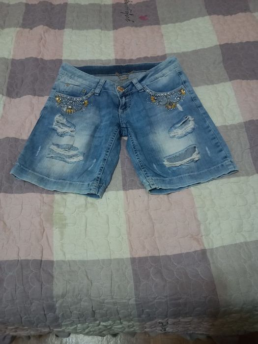 Продаются брюки шорты