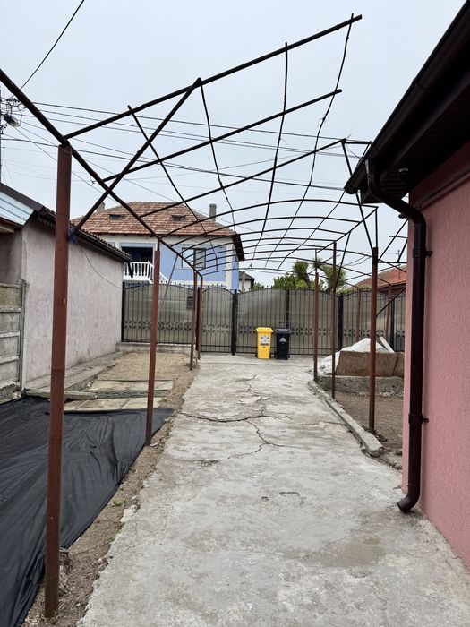 Structura metalic tip bolta