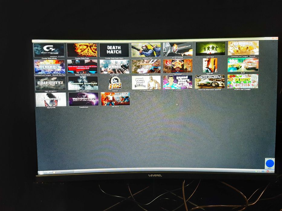 Kompyuterlar mebellari bilan sotiladi. Holati hali yangi.