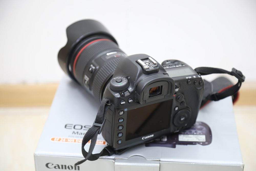 Фотоаппарат Canon mark 4