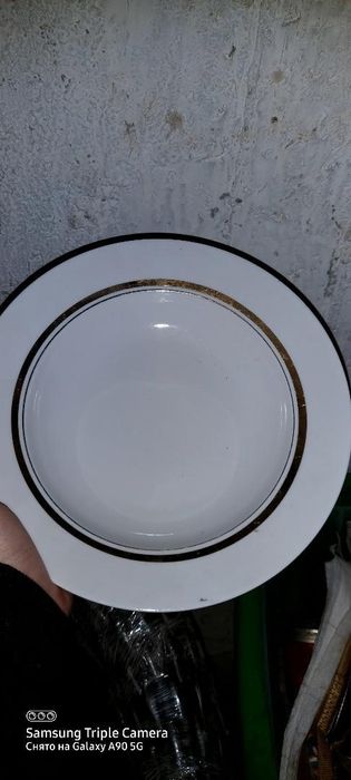 Idishlar sotiladi toza hurustal