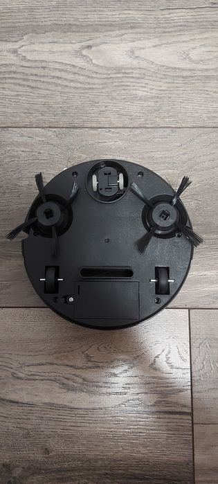 Продам новый детский робот-пылесос.