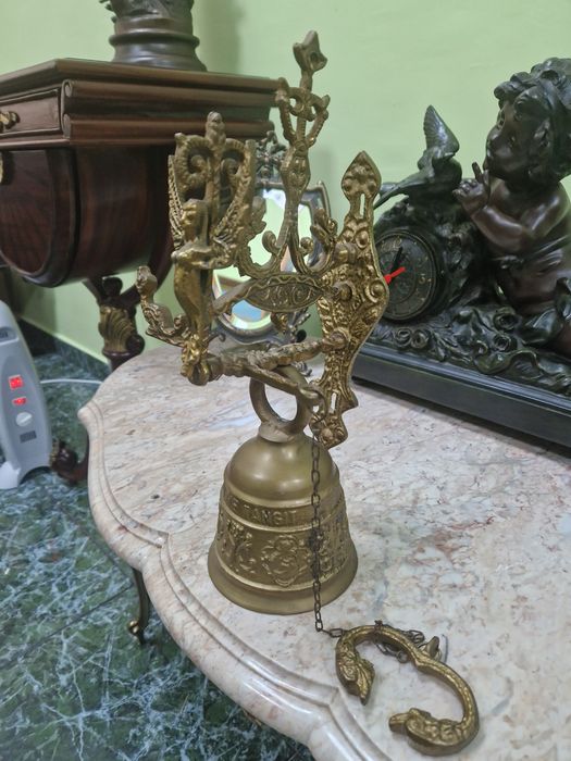 Чудесна антикварна белгийска бронзова камбана