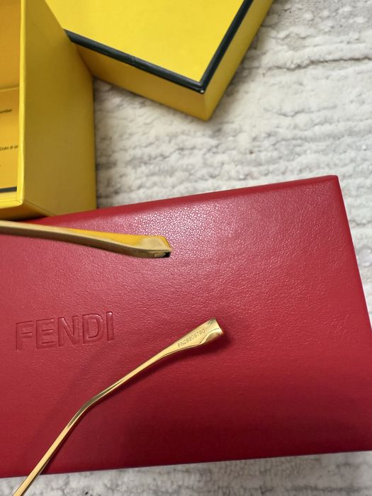 Очки Фенди Буковки