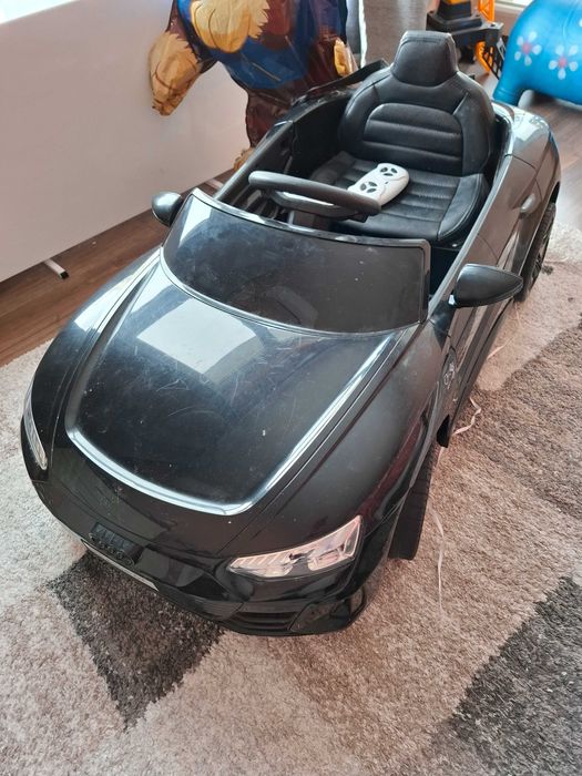 Детска автоматична кола