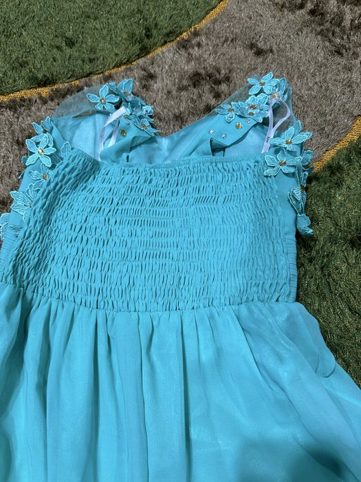 платья длиный вечерный продам