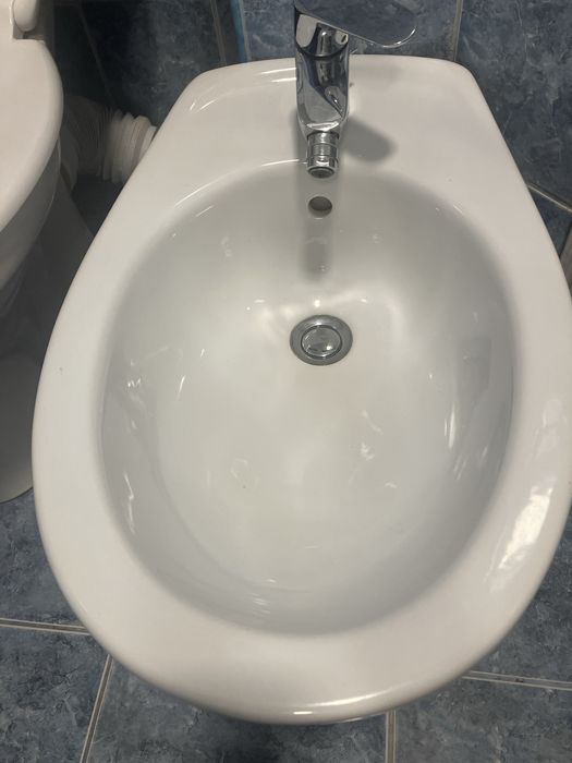 Bideu Cersanit cu baterie Hansgrihe-impecabile