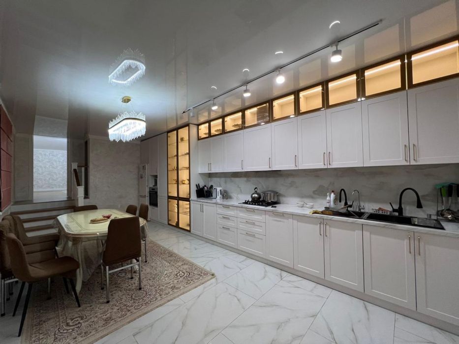 Продам шикарный дом в г.Косшы