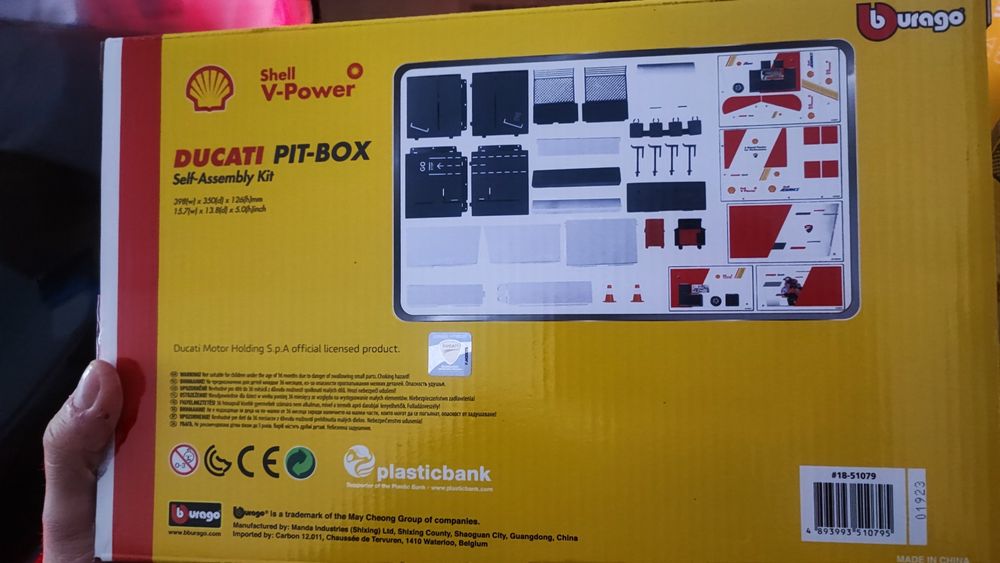 Shell Ducati pit-boх