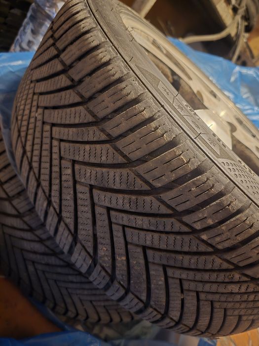 Срочно продам комлект диски