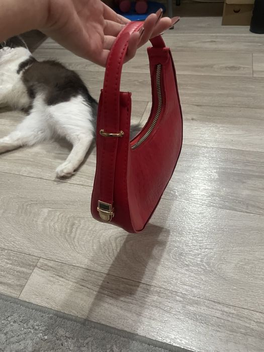 Сумочка новые черный красный