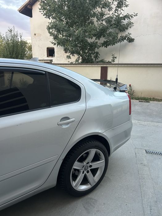 Skoda octvaia 2