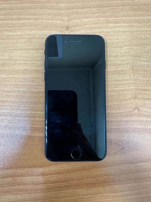 Продам iPhone 7 128GB