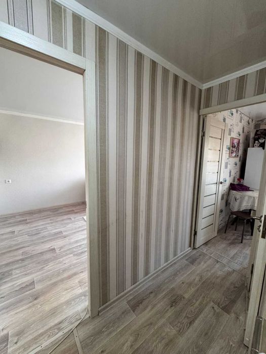 Продам 2 комнатную на 5 мкр