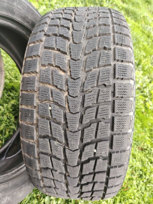 285/50/20  Dunlop sequoia
