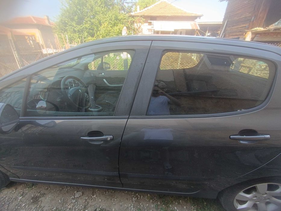 Peugeot 308,2009г.,1.6 бензин.