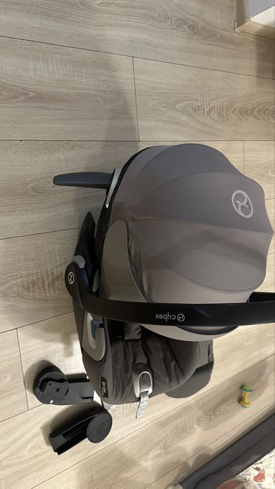 Scoica Cybex Platinum cu adaptori pentru carucior