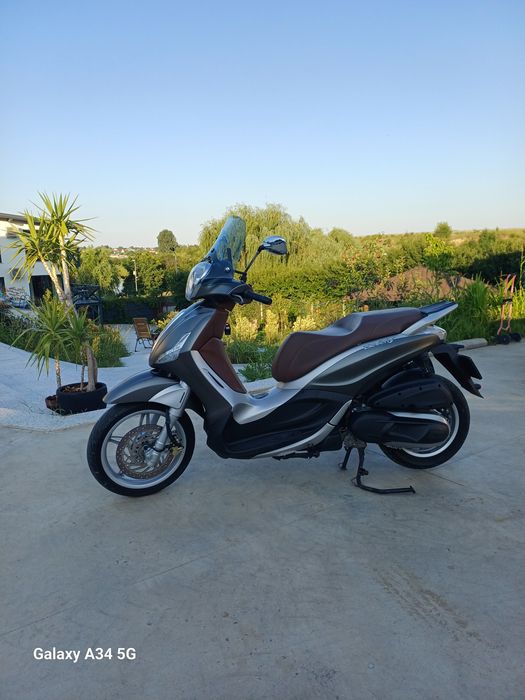 Piaggio Beverly 350