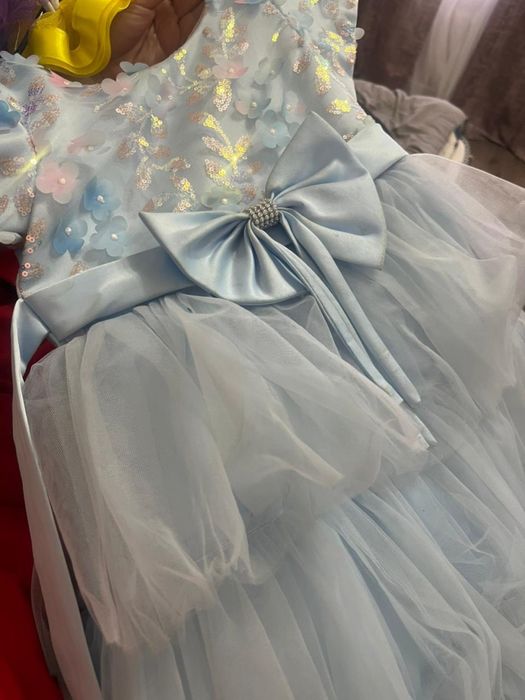 Бальный көйлек сатылады