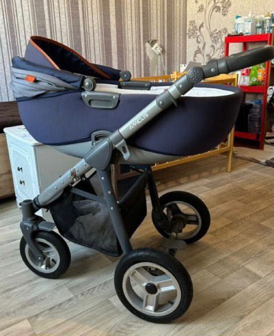 Продам коляску 20 000 тенге