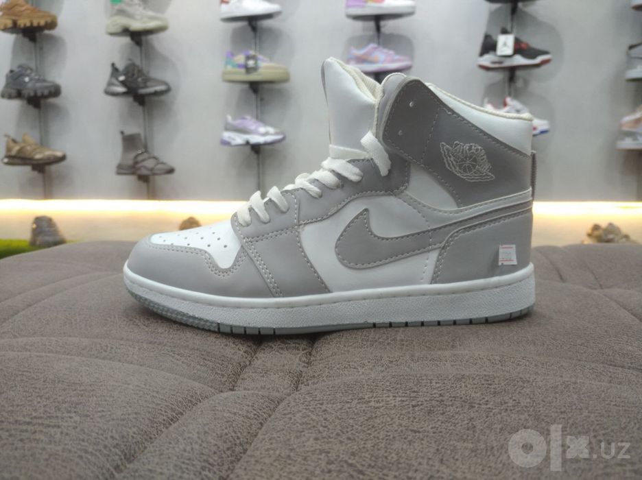 Jordan 1 krossovka
