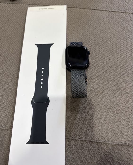 Продам часы apple watch 8 45 mm