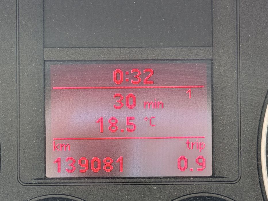 VW Golf 5 1.6 benzina 139.081 km reali