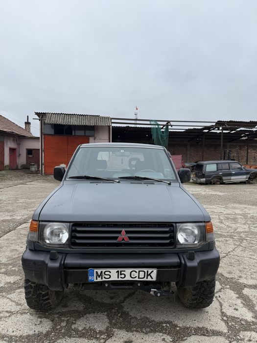 MITSUBISHI Pajero 1994 — imagine 3