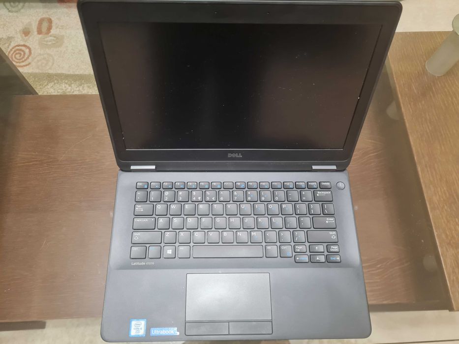 Лаптоп Dell Latitude E7270, Intel Core i5 6300U, 8GB RAM DDR4, 512 GB