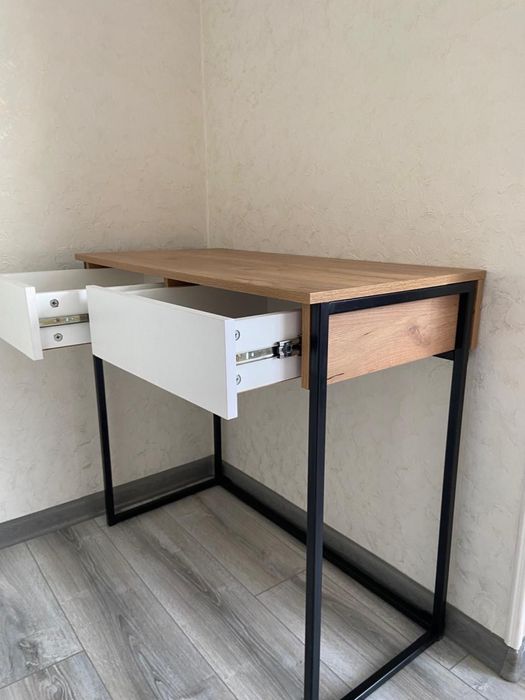 Туалетный столик