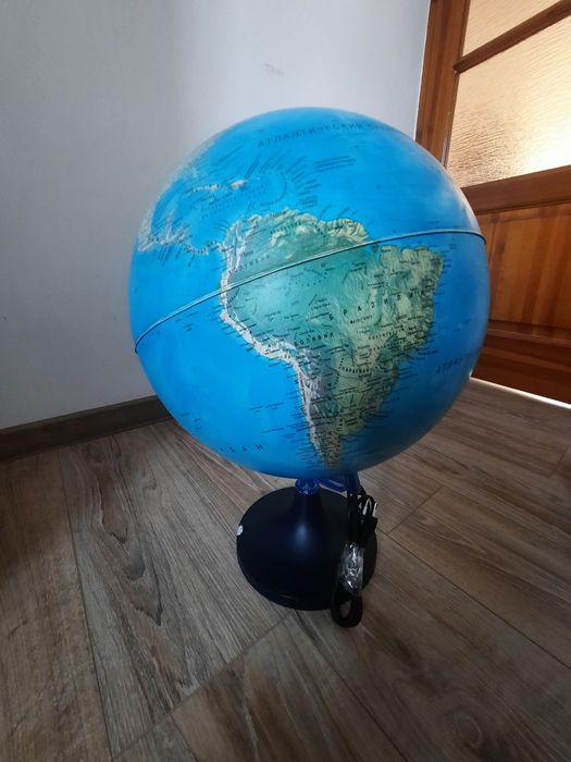 Глобус           .