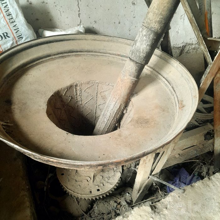 Kunjitdan yog' chiqaradigan aparat sotiladi