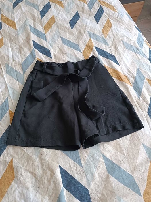 Запазени летни къси панталонки и поли размер С/36