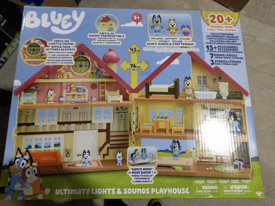 Seturi noi Bluey si Bingo