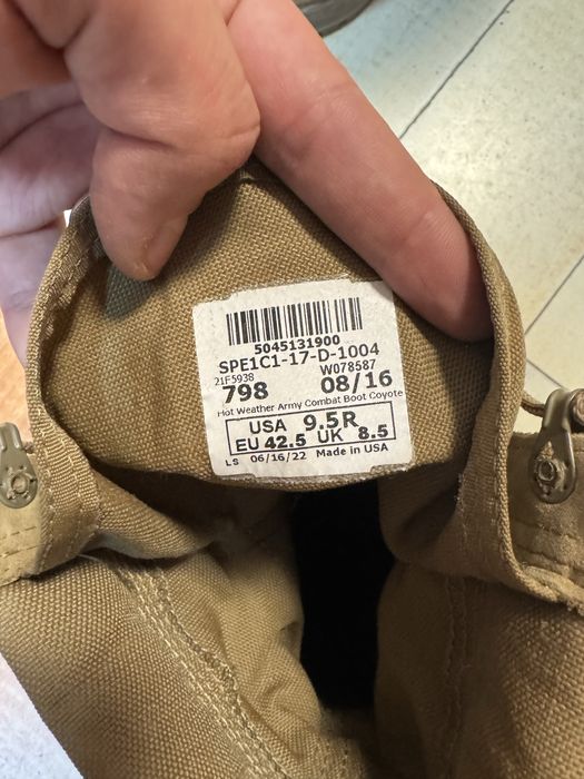 Bocanci militari de vara/ desert/ piele intoarsa