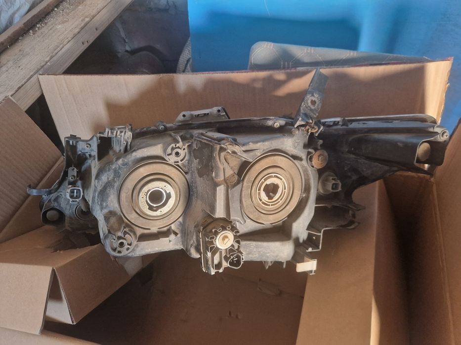 фары камри 55, две штуки