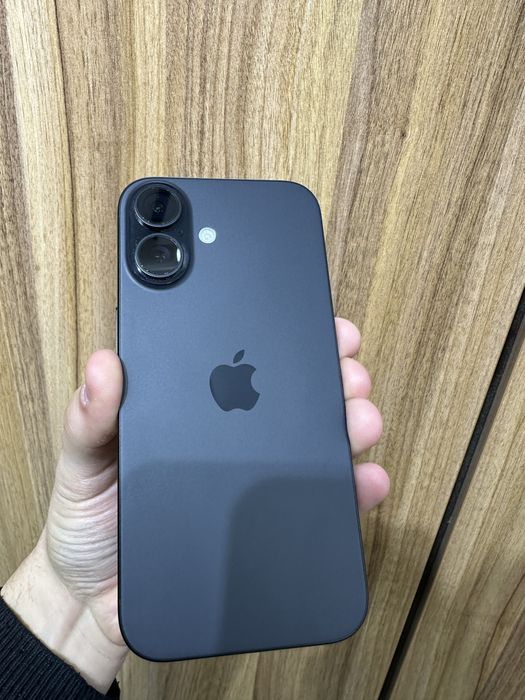 Iphone 16 black 256 gb 100% 15 sikl