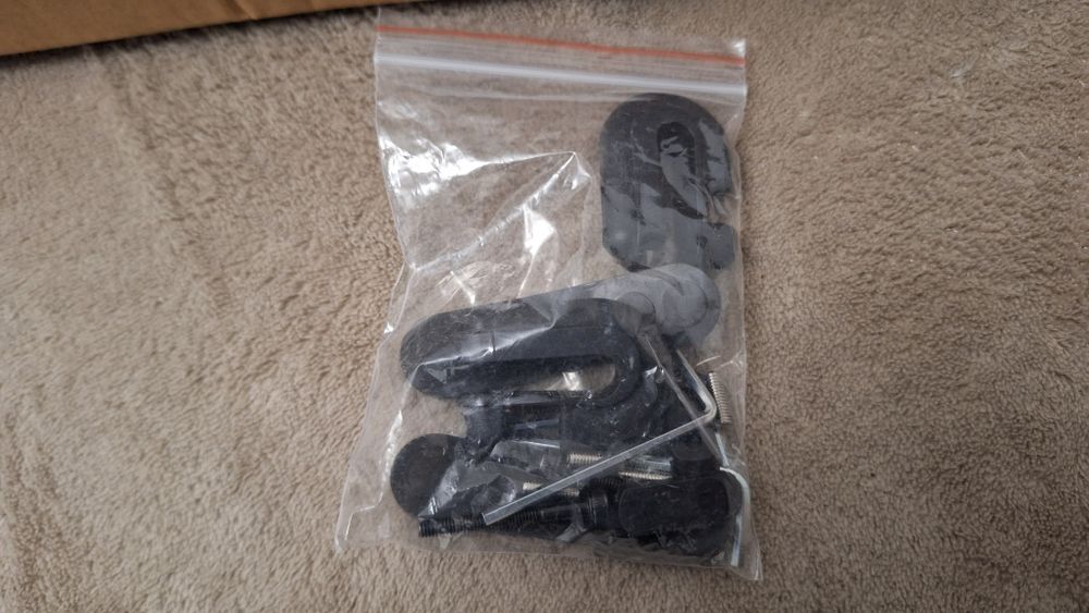 Универсален дефлектор за мотоциклет.