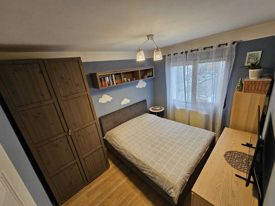 Vand apartament 3 camere