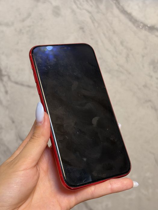 Продам iphone 11