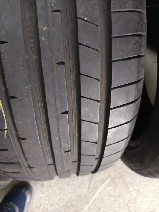 4бр.летни гуми 235/45/17(2бр.Michelin 2бр.Dunlop)