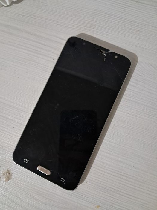 Продам телефон Samsung