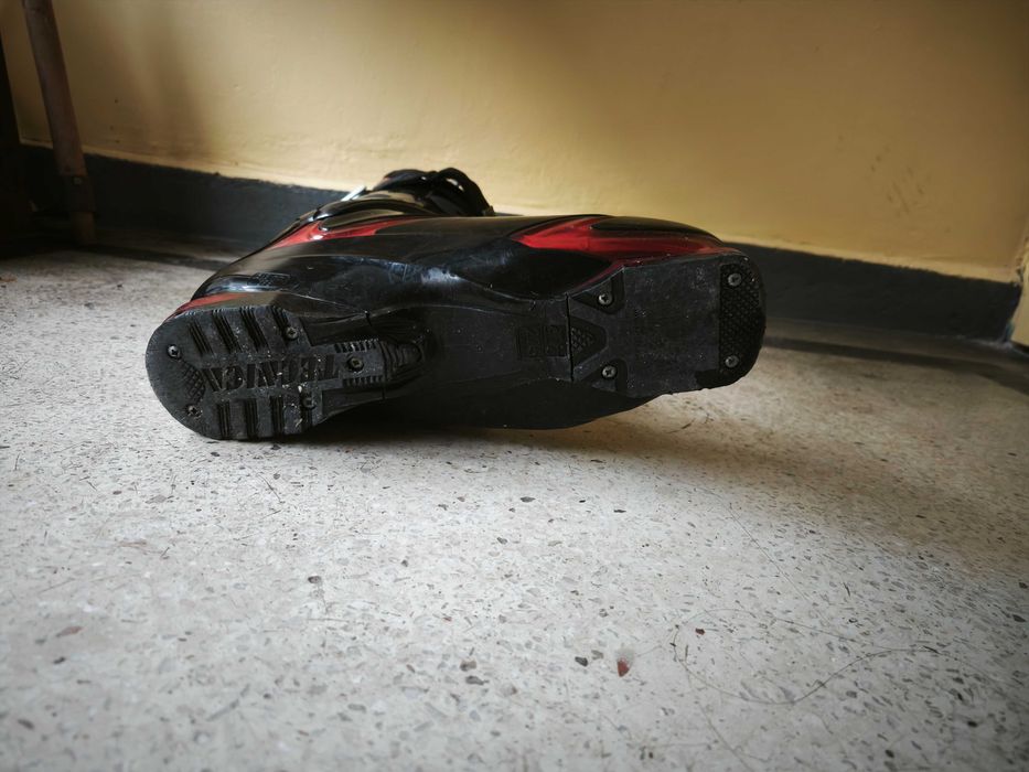 Ски обувки съвсем нови