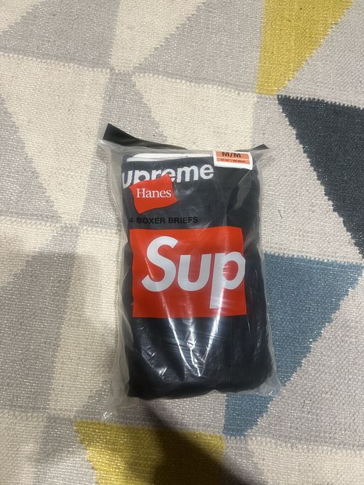 Boxeri Supreme x Hanes – 4 Perechi – Mărime M – Negri – Noi, Sigilați