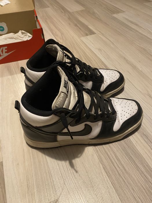 Nike dunk high panda