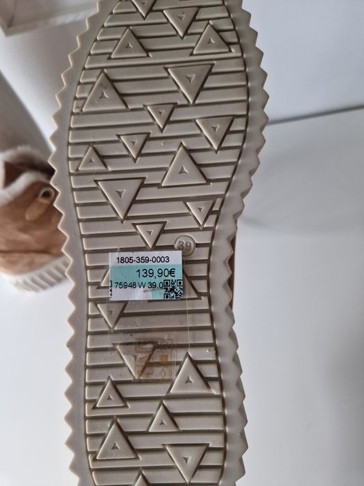 Ефектни обувки, подходящи за есента и зимата