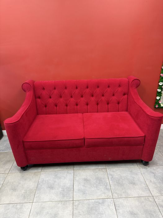 Диван почти новый